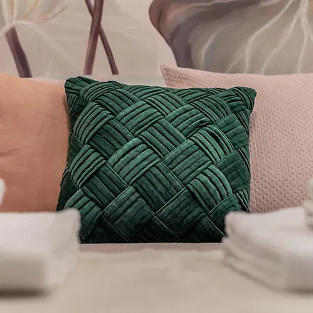 Alocasia Dream شقة